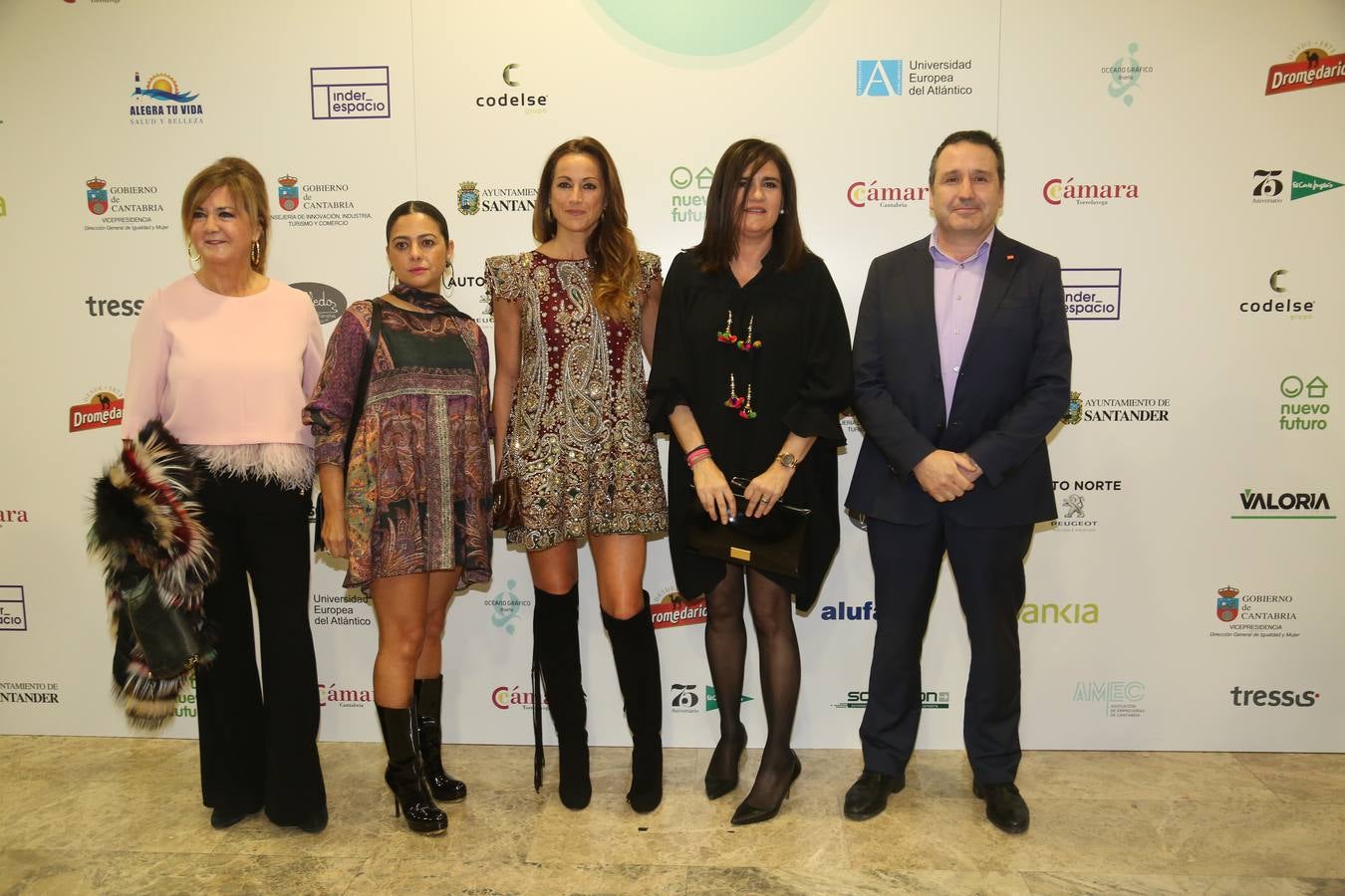 Carmen Cuesta, Maripi Argüello, Pilar Ibáñez, Natalia de los Arcos y Juan Ramón Carrancio.