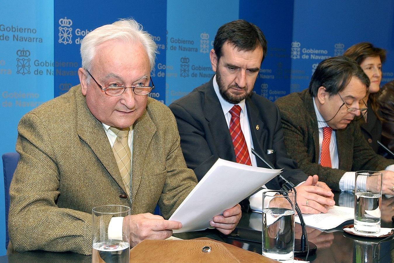 2004. Carlos Galán, jurado del Premio Nacional de la Crítica 2003.