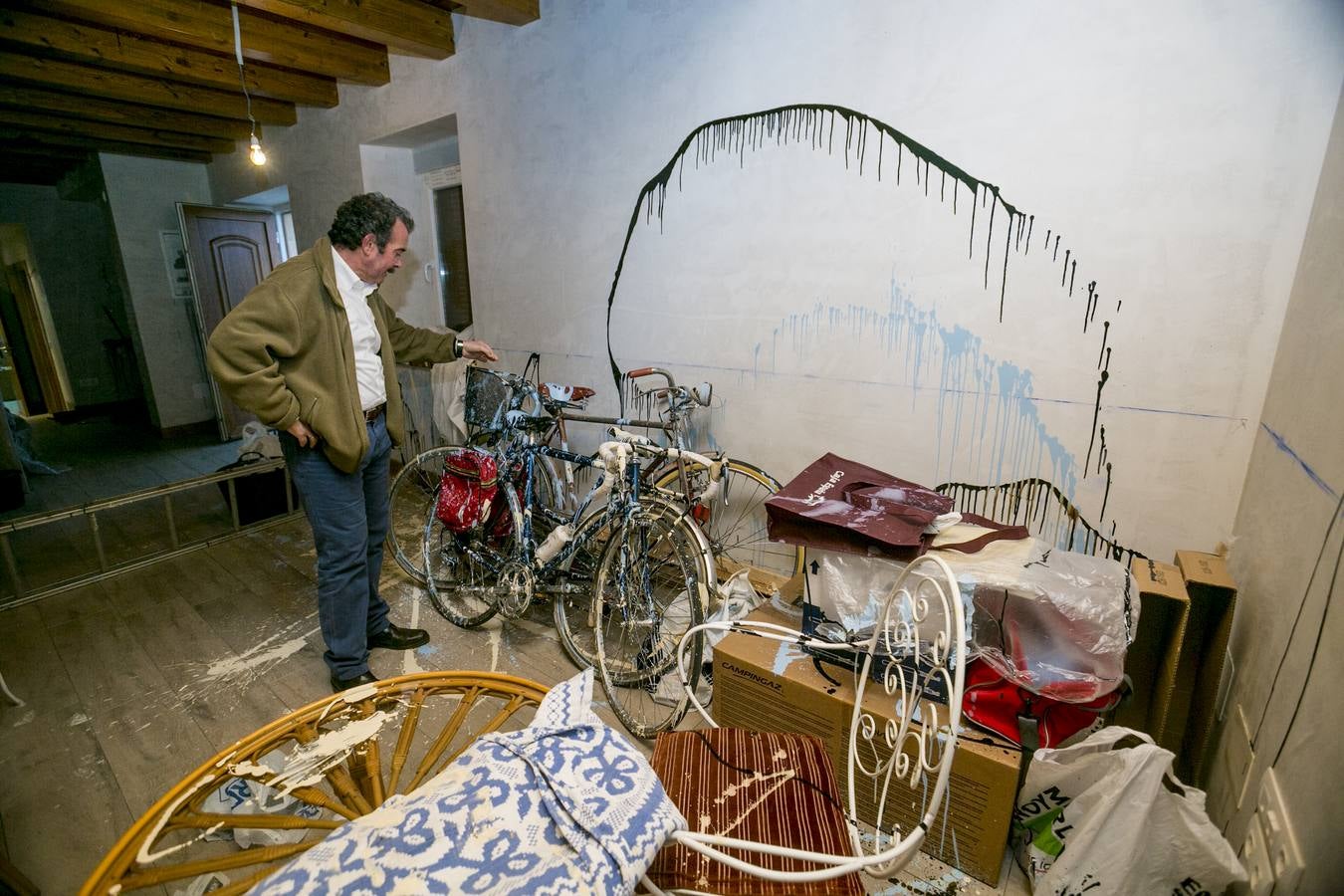 Ataque vandálico a la casa del exalcalde de Corvera de Toranzo