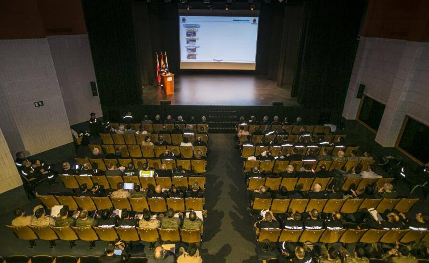 Efectivos de la UME y de los servicios de emergencia preparan el ejercicio &#039;Cantabria 2017&#039;