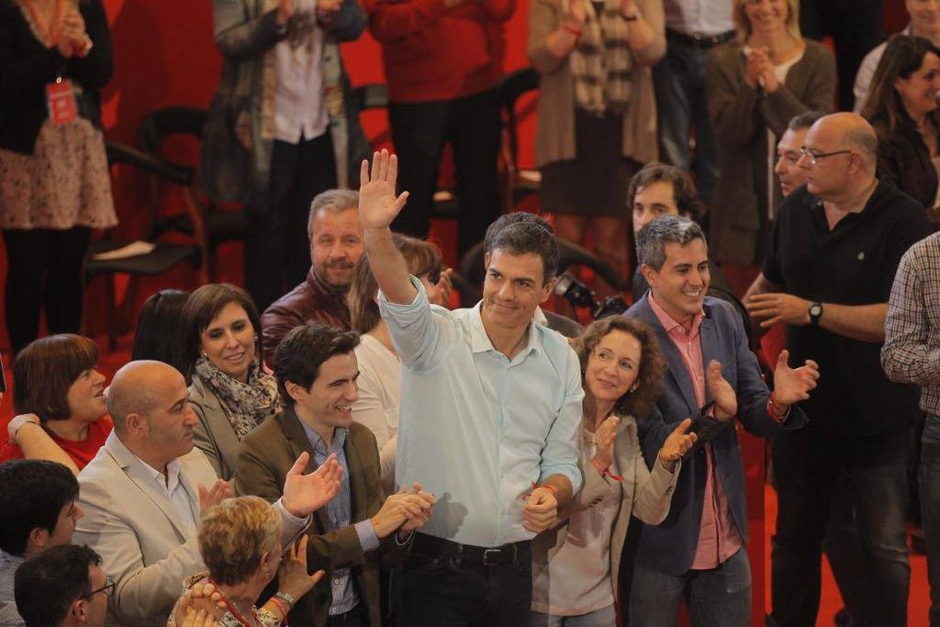 Mitin del PSOE con Pedro Sánchez, en el Paraninfo de la UC