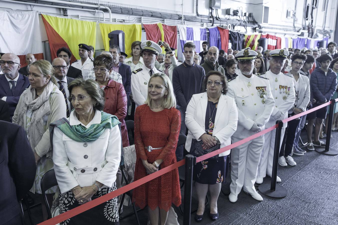 Entrega de la bandera de guerra al buque de la armada «Castilla», a cargo de Ruth Beitia