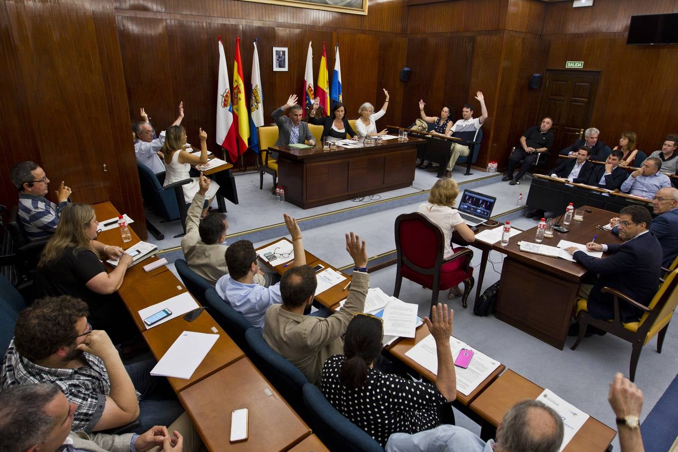 Pleno extraordinario del Ayuntamiento de Santander por la desaparición de C&#039;s y el paso de sus dos ediles a &#039;no adscritos&#039;