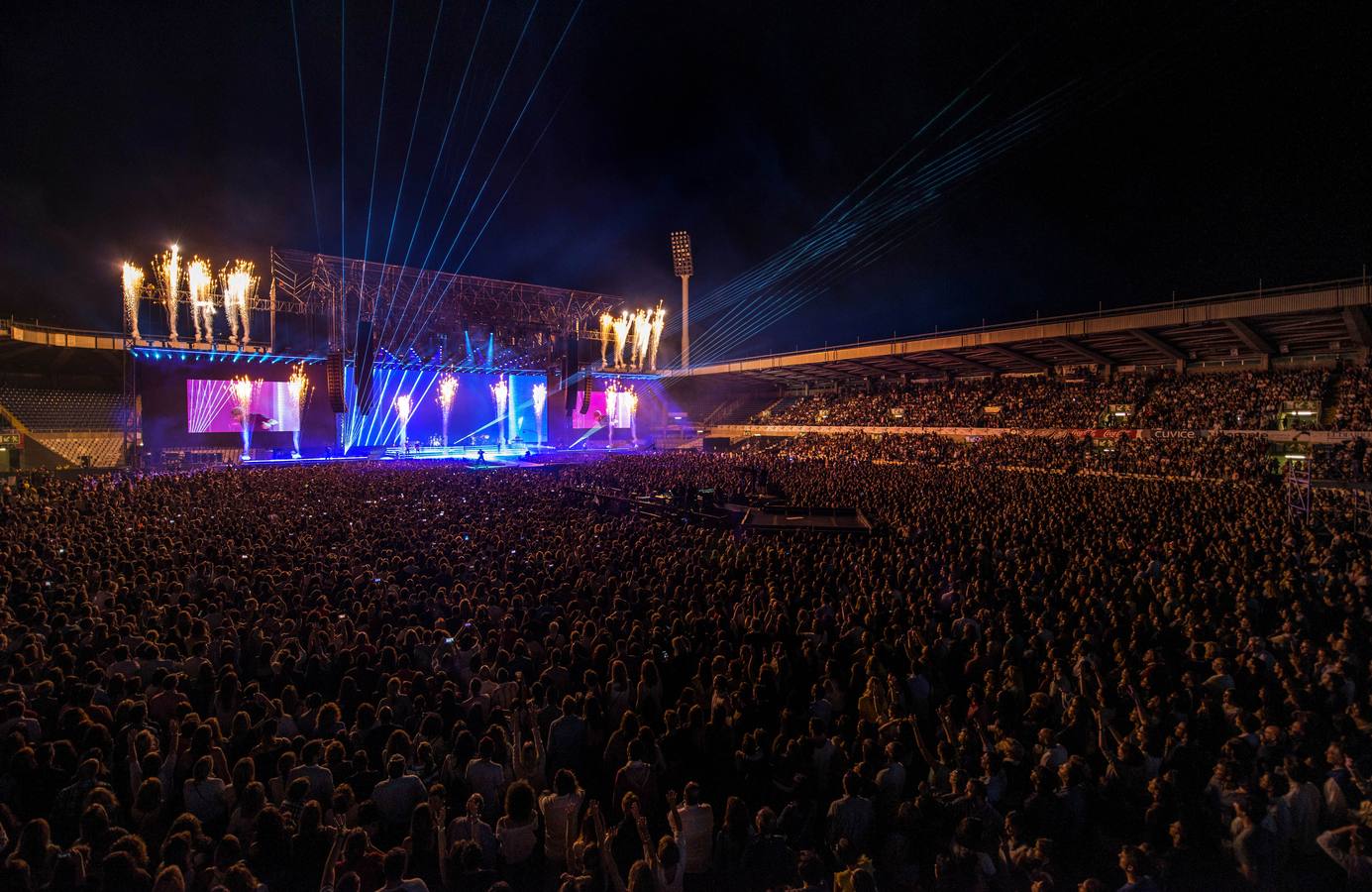 Enrique Iglesias llena El Sardinero