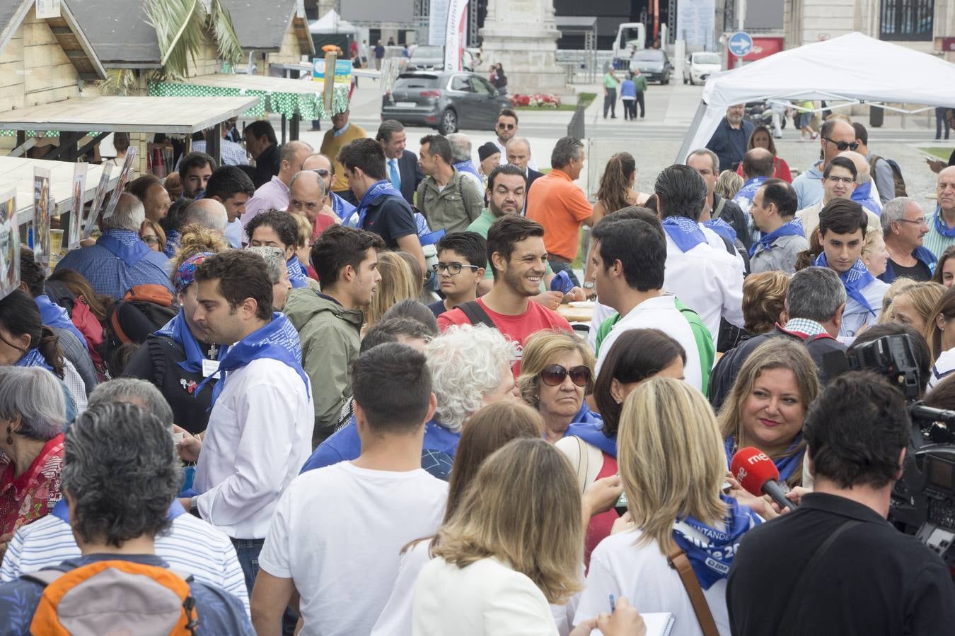 La apertura de las casetas, el chupinazo y el desfile forman parte de las fiestas de la Semana Grande de Santander