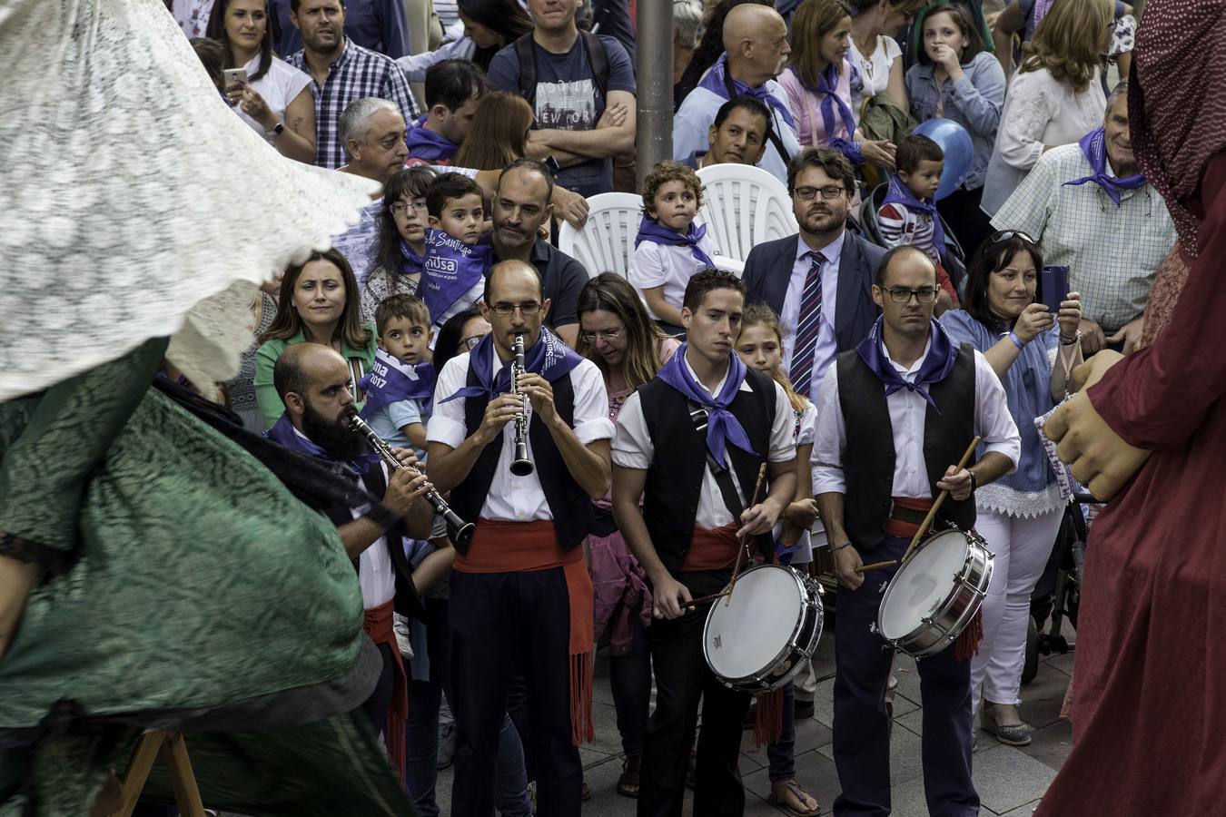 La apertura de las casetas, el chupinazo y el desfile forman parte de las fiestas de la Semana Grande de Santander