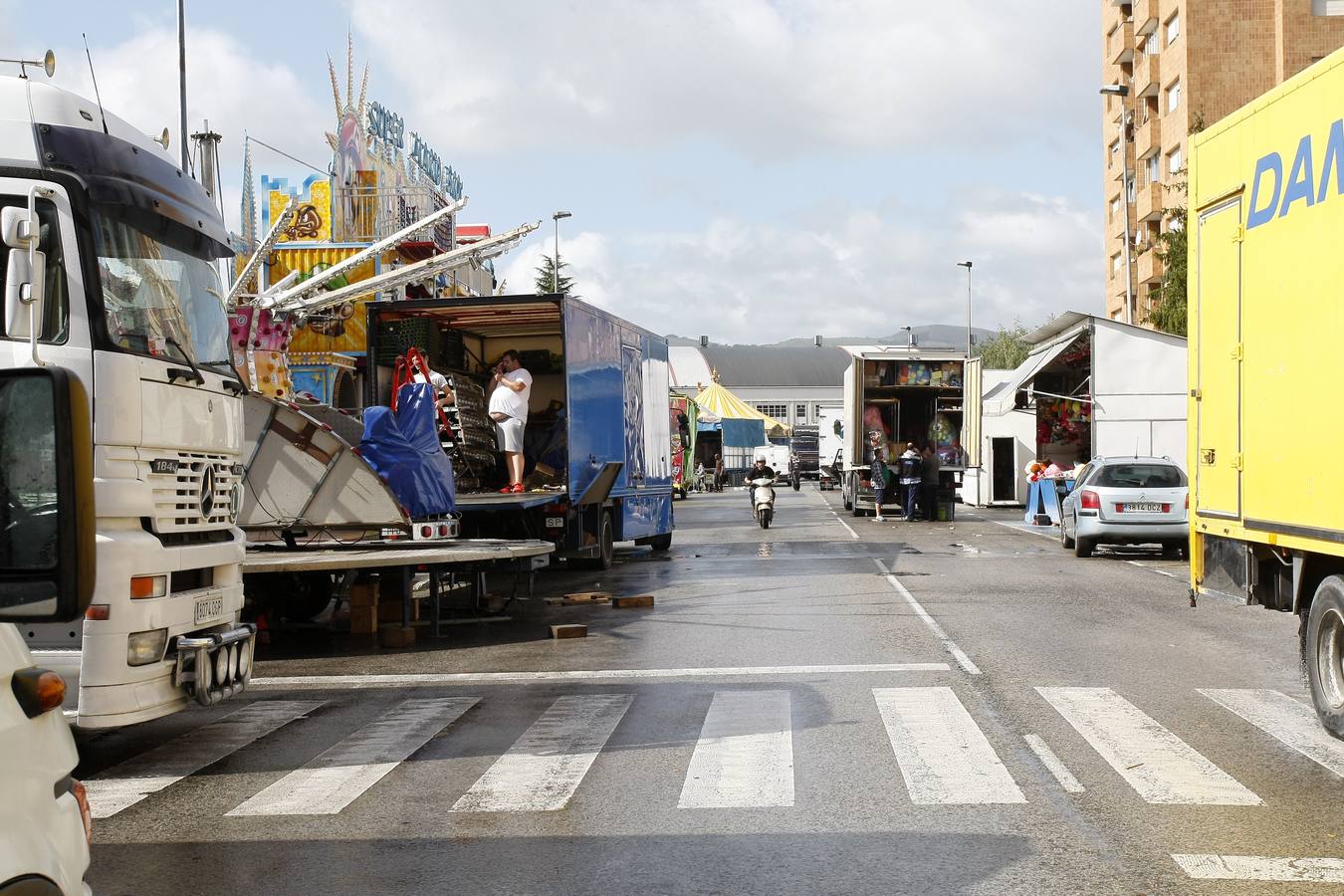 El recinto ferial del Zapatón coge poco a poco forma y color