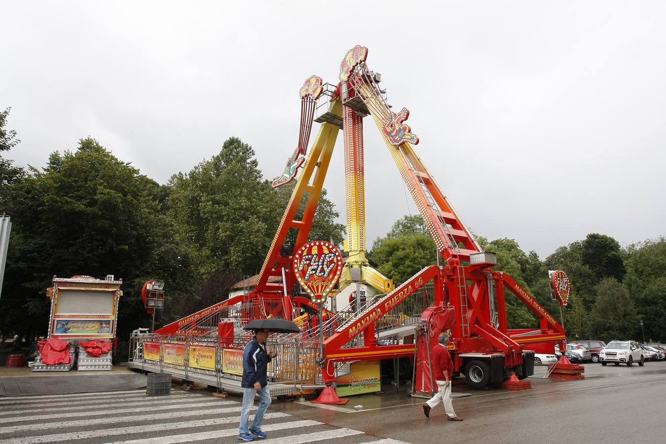 El recinto ferial del Zapatón coge poco a poco forma y color