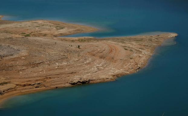 Bajas reservas de agua en Tous (Valencia). 