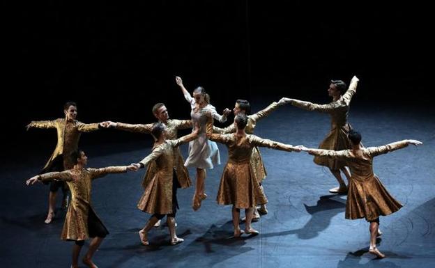El Ciclo de Danza del Festival se abre con la coreografía de Thierry Malandain, una particular versión del cuento universal.
