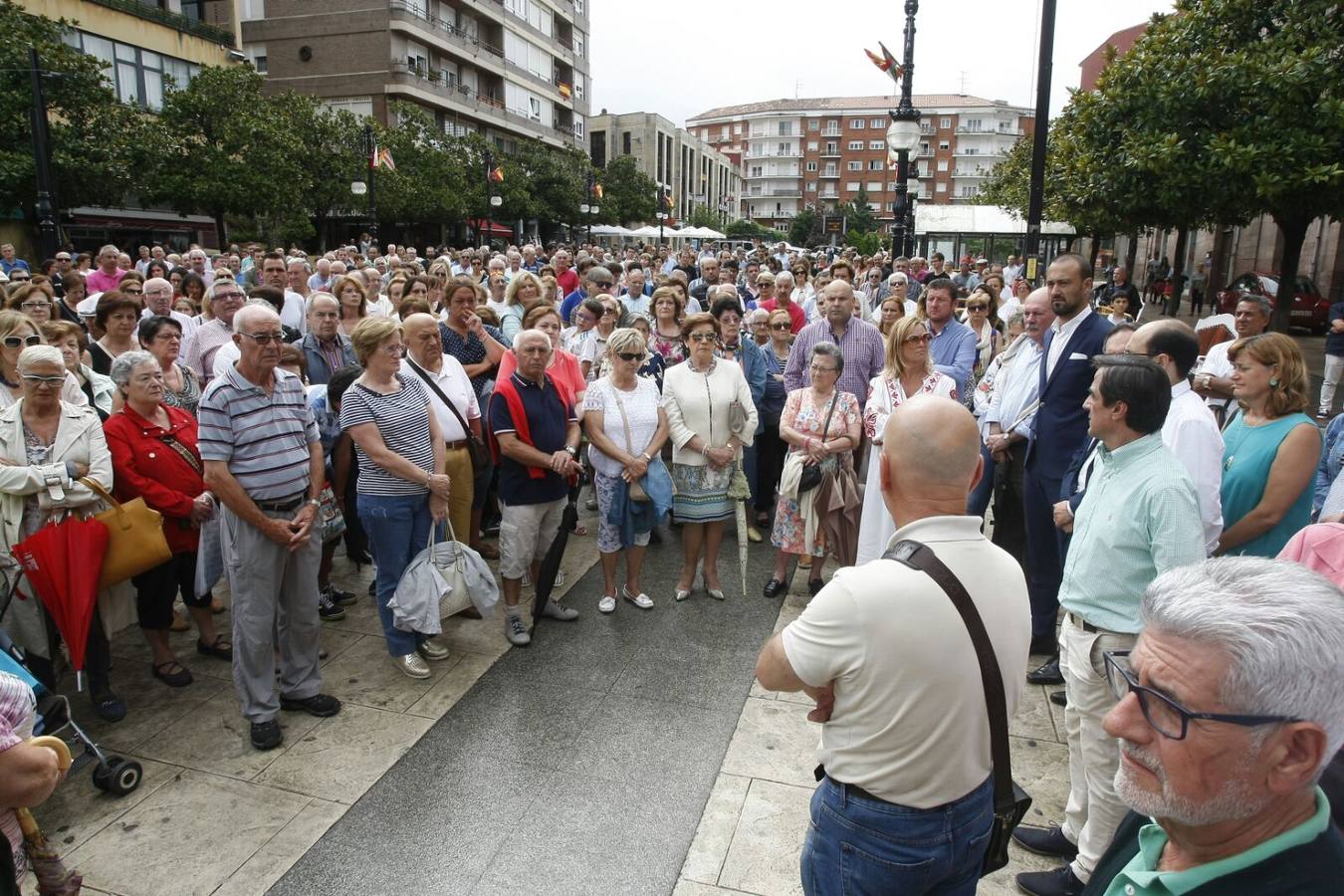 El Bulevar Demetrio Herrera se llenó de torrelaveguenses