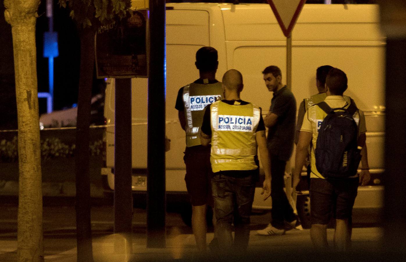 Cinco terroristas abatidos cuando pretendían otro atropello masivo en Cambrils