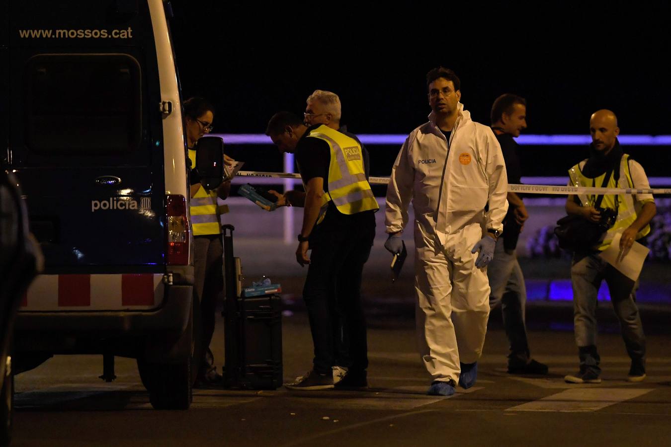 Cinco terroristas abatidos cuando pretendían otro atropello masivo en Cambrils