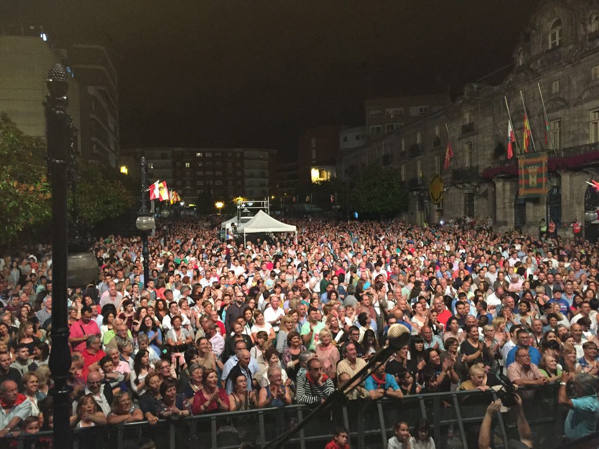 Nando Agüeros cautiva en Torrelavega