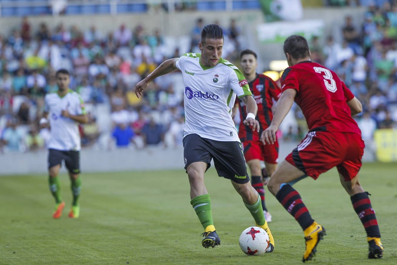 El Sardinero acoge el primer partido de competición oficial del conjunto cántabro