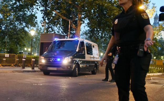 Los terroristas compraron cuatro cuchillos y un hacha en Cambrils horas antes del ataque