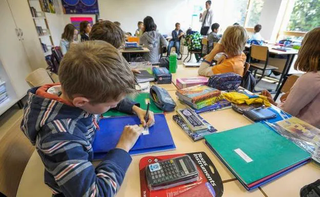 La Consejería de Educación destina dos millones de euros de los presupuestos de 2017 al Banco de Recursos Educativos. 