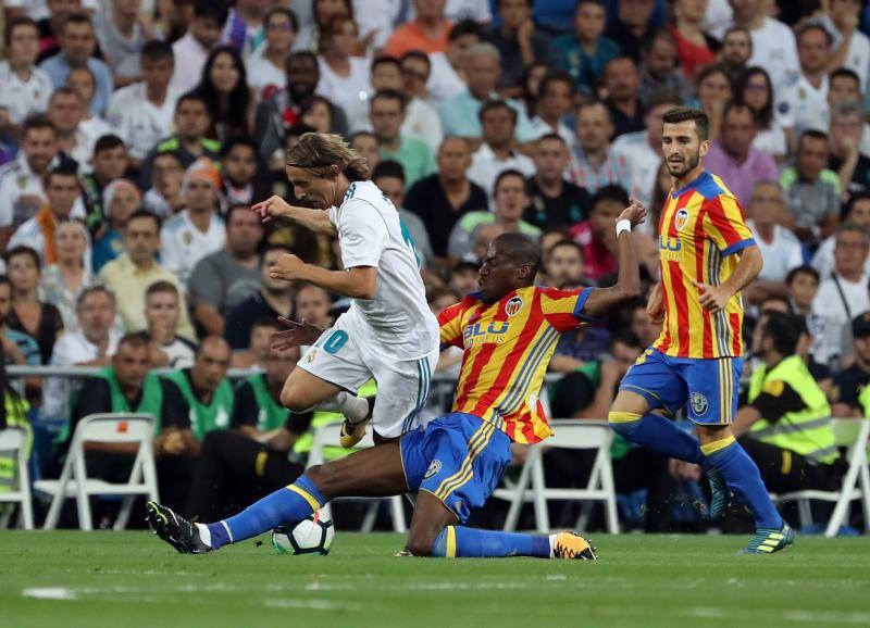 Real Madrid y Valencia se enfrentaron en el Bernabéu en la 2ª jornada de Liga.