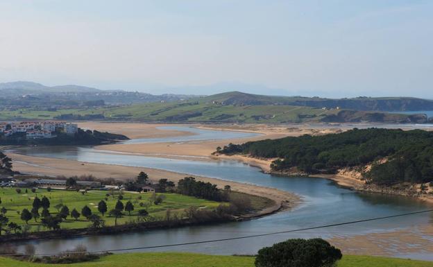 Miengo advierte de los riesgos de contaminación a la ría