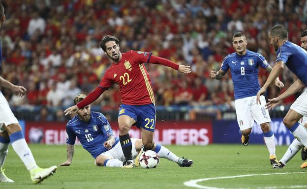 Isco, en el encuentro ante Italia.