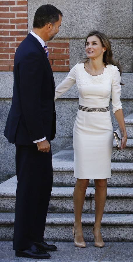 Felipe VI y doña Letizia, durante una visita de los reyes de Holanda al Palacio de la Zarzuela.