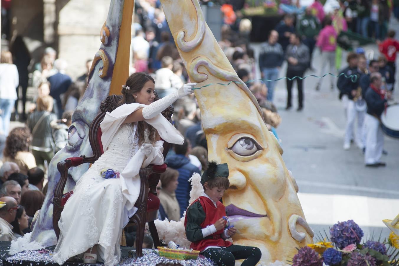 Las carrozas regresan a las calles de Reinosa