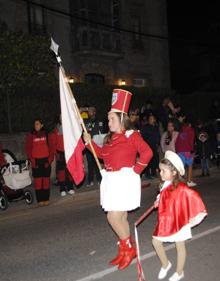 Imagen secundaria 2 - Las carrozas brillaron en su 75 aniversario