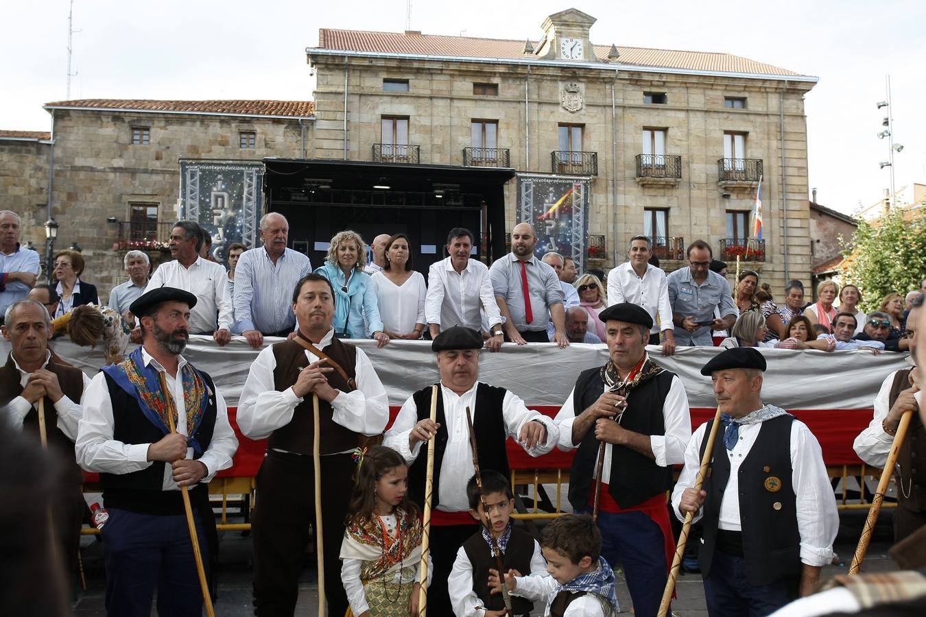 Búscate en las fotos si estuviste en el Día de Campoo