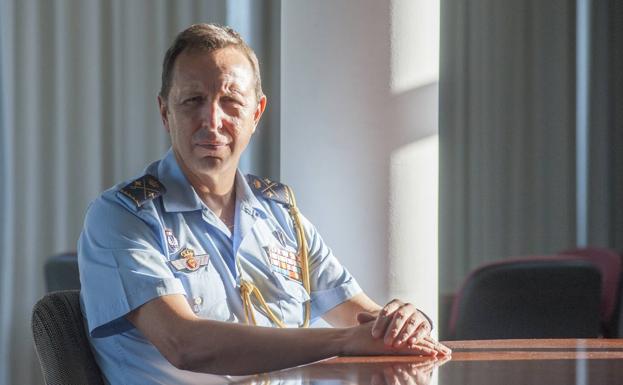 Carlos Gómez López de Medina, jefe del Mando Conjunto de Ciberdefensa, en la Universidad de Cantabria.