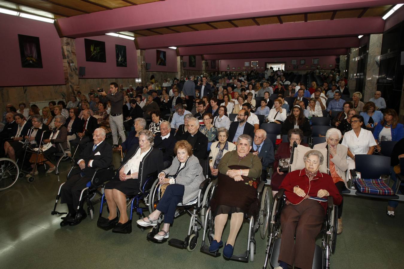 Homenaje en el Asilo de Torrelavega