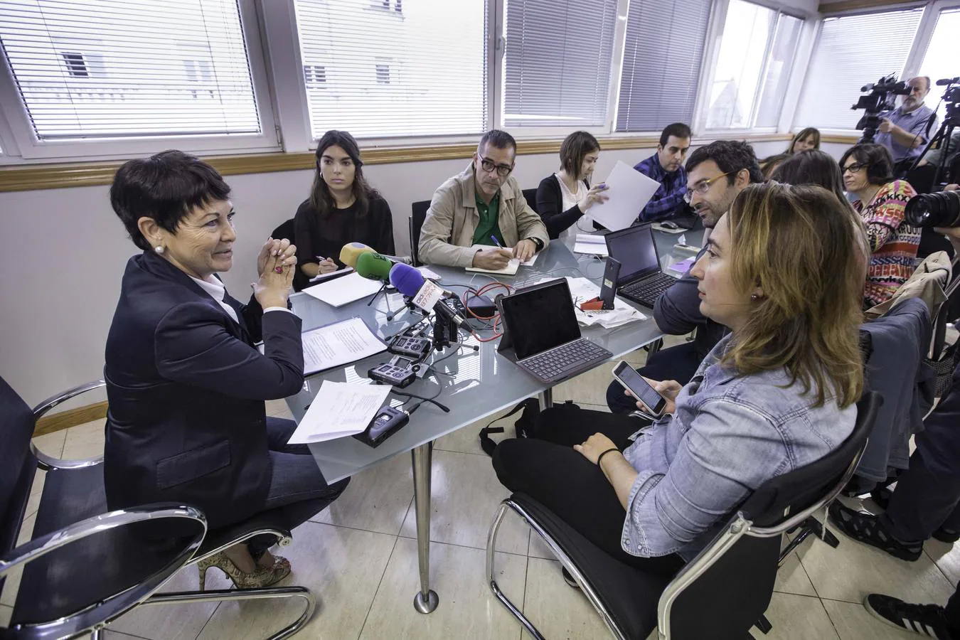 Así han sido las comparecencias de Blanco y García para anunciar sus dimisiones