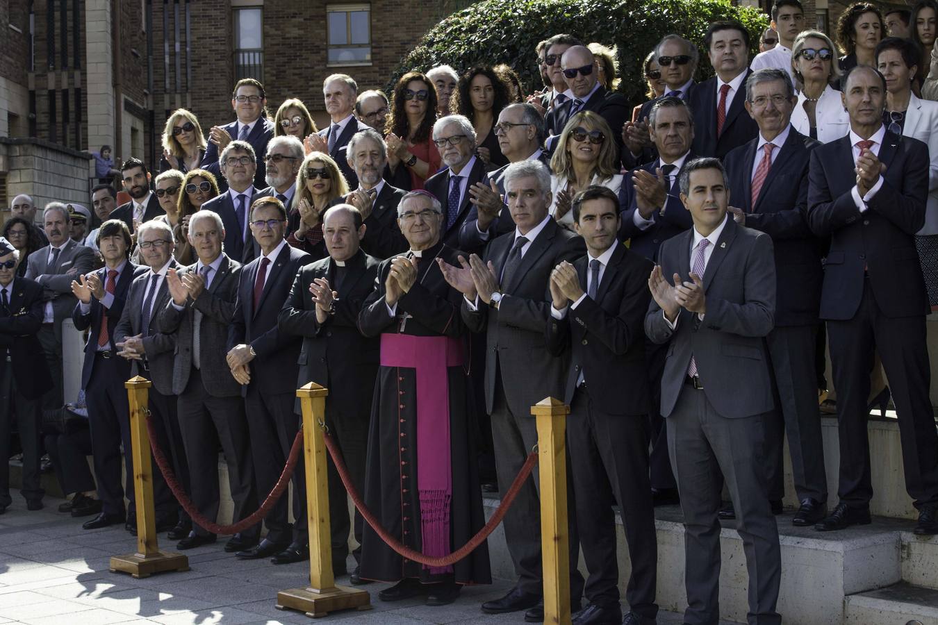 Imágenes de la fiesta del Pilar en el cuartel de Campogiro