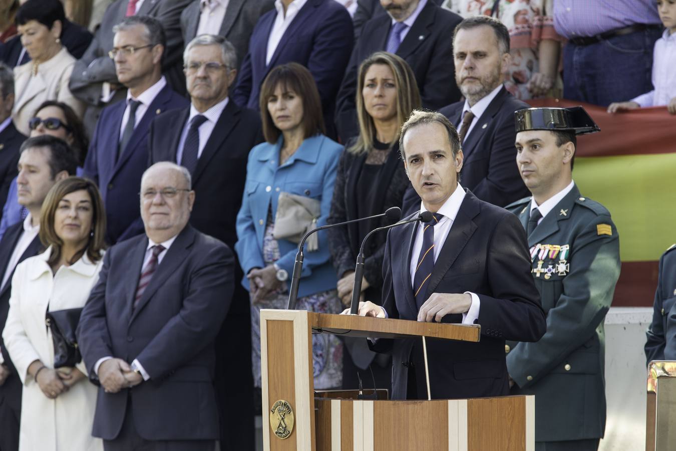 Imágenes de la fiesta del Pilar en el cuartel de Campogiro