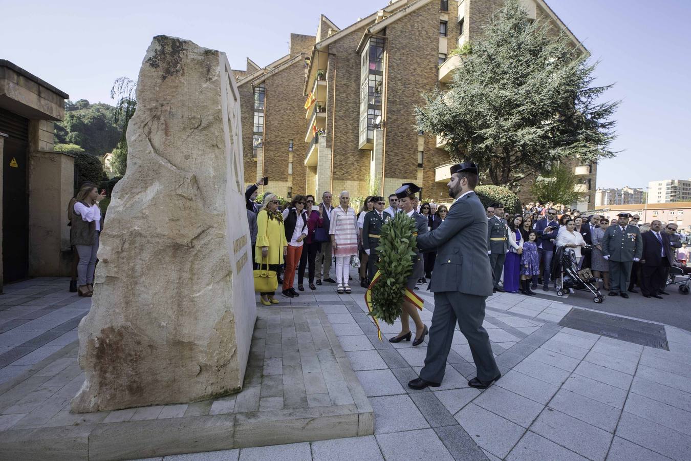 Imágenes de la fiesta del Pilar en el cuartel de Campogiro