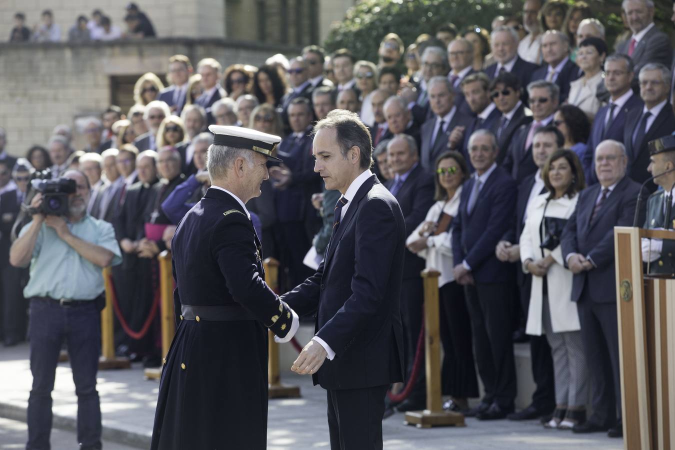 Imágenes de la fiesta del Pilar en el cuartel de Campogiro