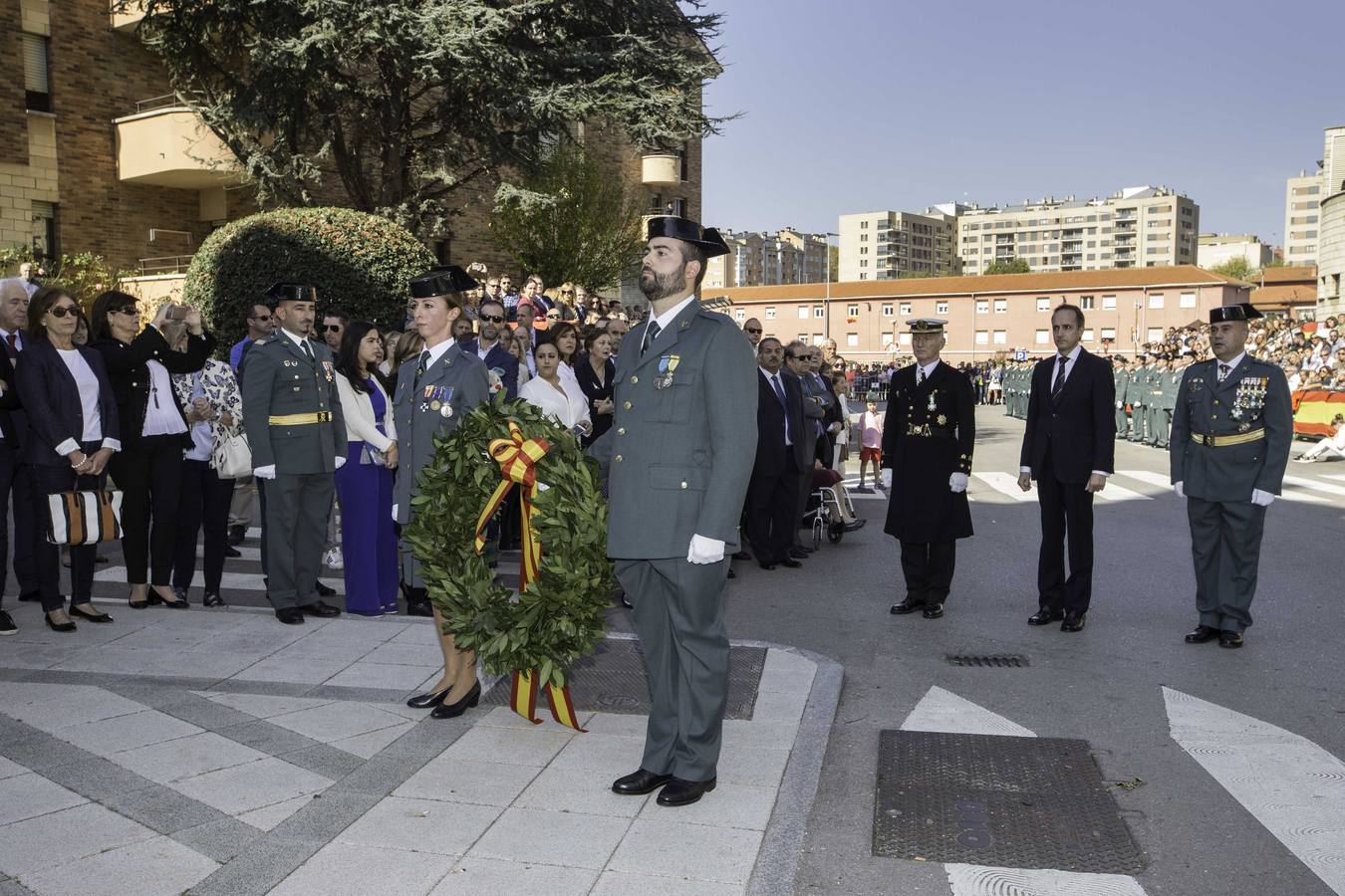 Imágenes de la fiesta del Pilar en el cuartel de Campogiro