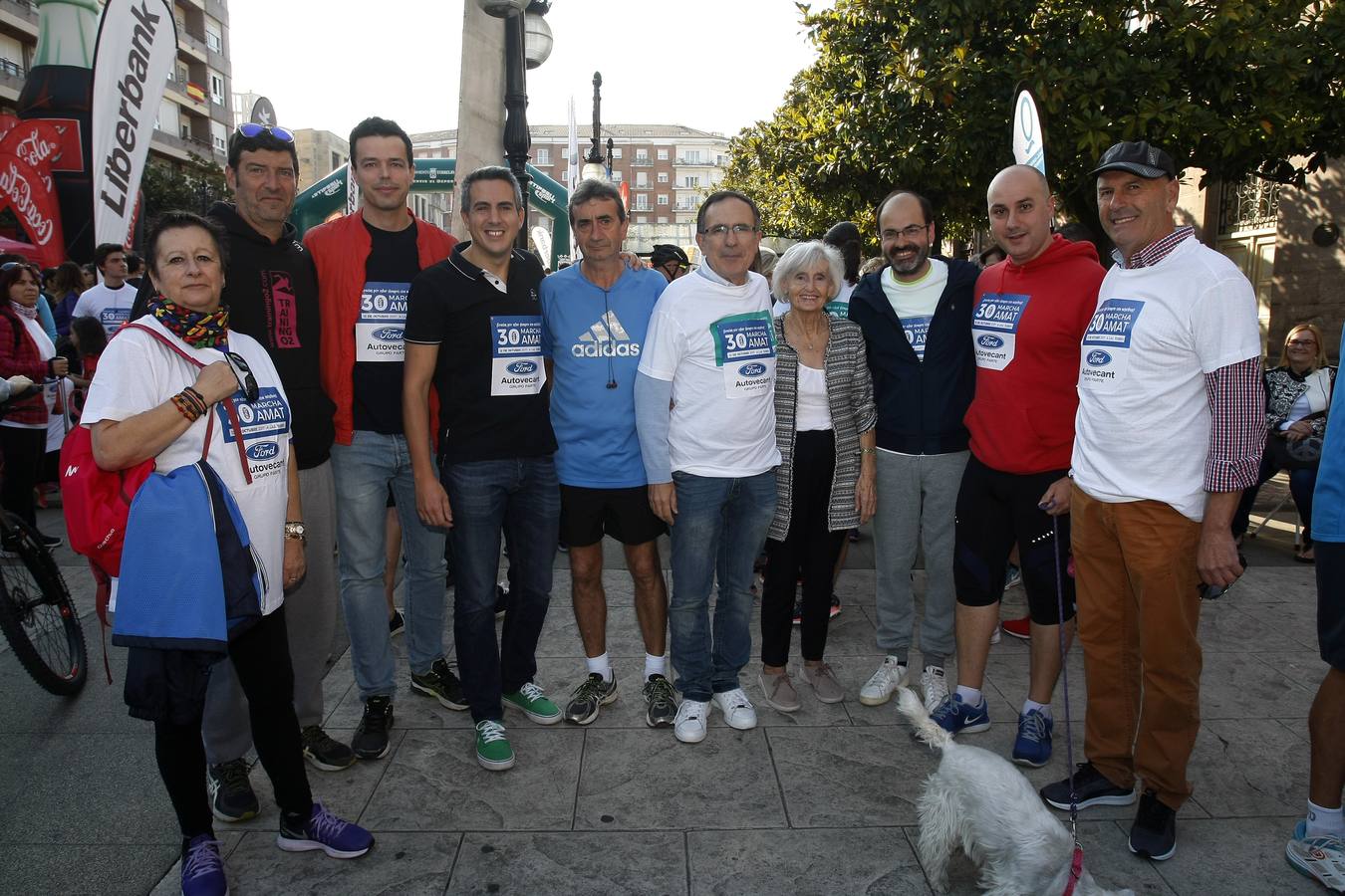 Multitudinaria marcha en favor de Amat