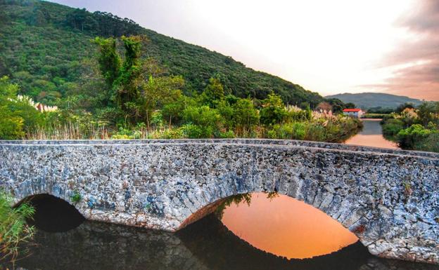 El jurado seleccionó ‘Puente Medieval (Laguna Victoria)’ como la mejor fotografía del concurso.