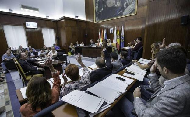 El PP propone modificar los Plenos para frenar la reiteración de mociones ya rechazadas