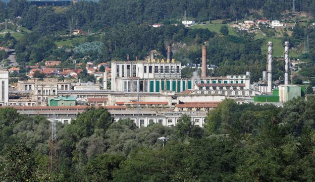 Complejo fabril de Sniace en Torrelavega. 