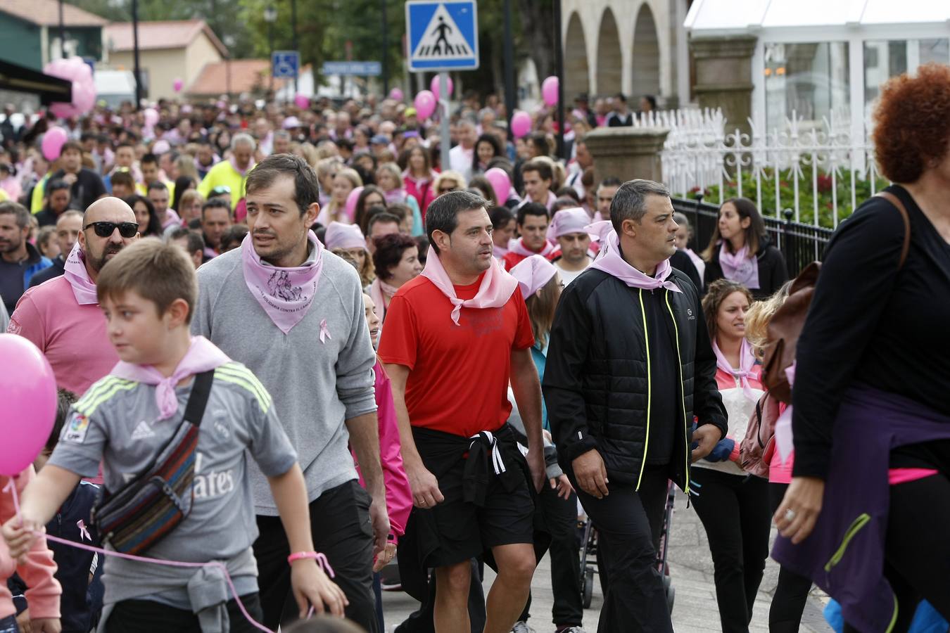 Puente San Miguel ha acogida la salida y llegada de esta marcha benéfica