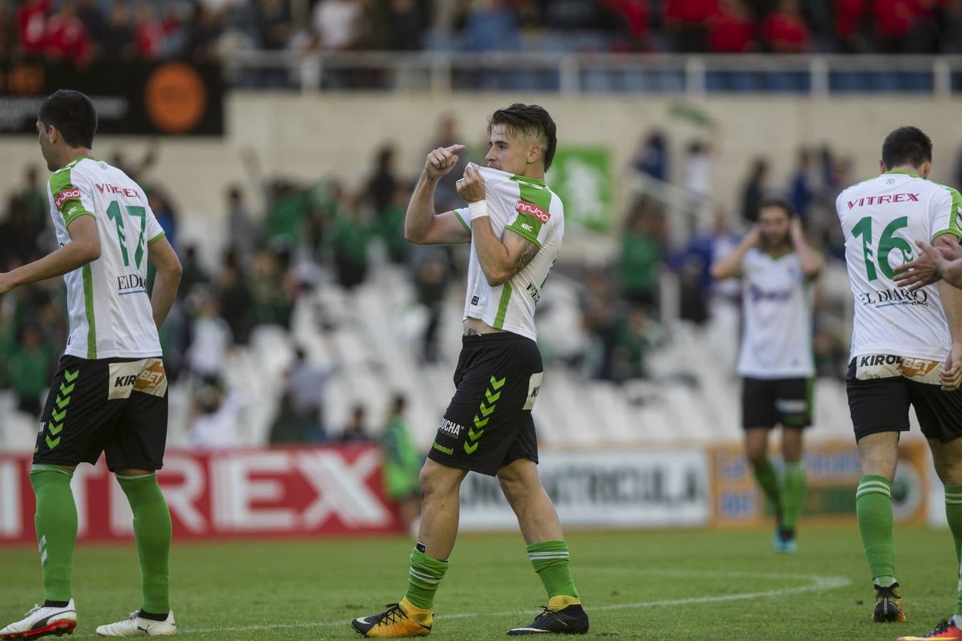 Imágenes del partido Racing-Barakaldo