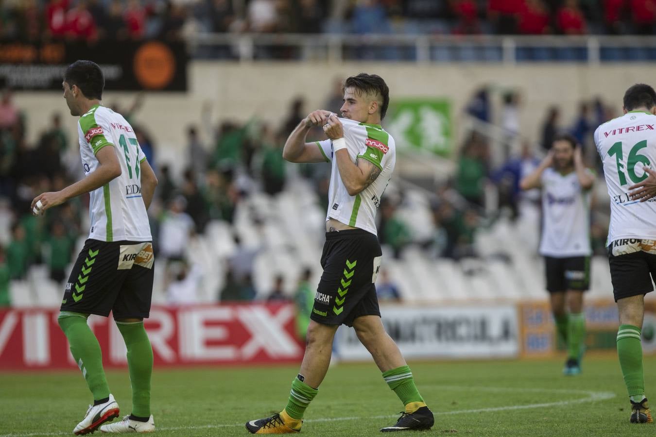 Imágenes del partido Racing-Barakaldo