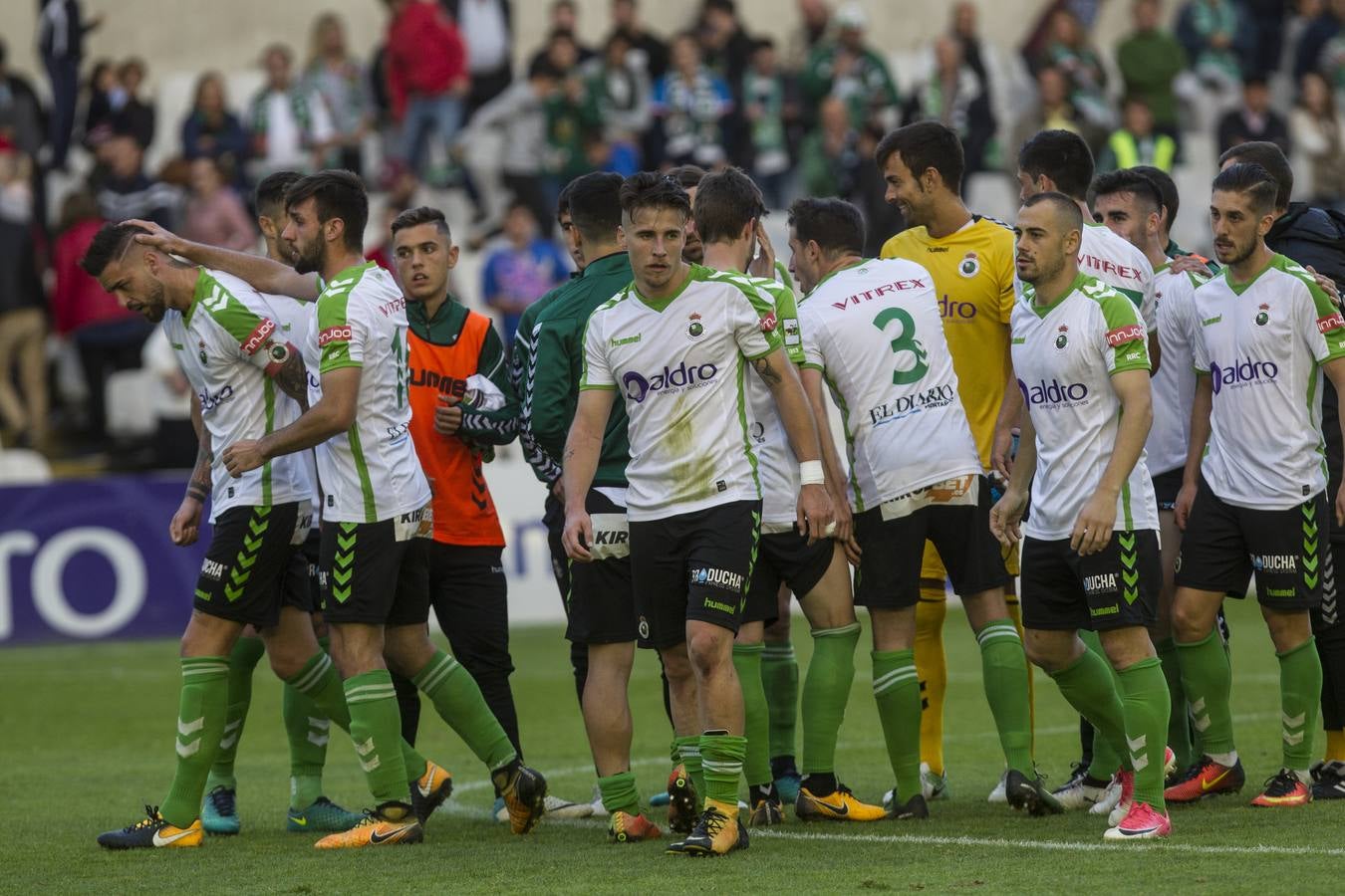 Imágenes del partido Racing-Barakaldo