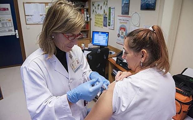 Imagen de la campaña del año anterior en un centro de salud de El Astillero.
