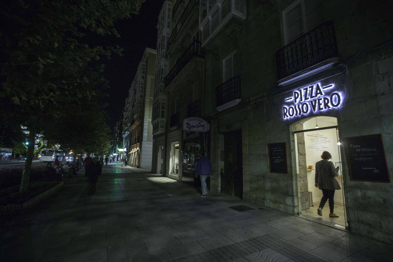 El Ayuntamiento de Santander estudia los errores de la nueva iluminación para subsanar los errores