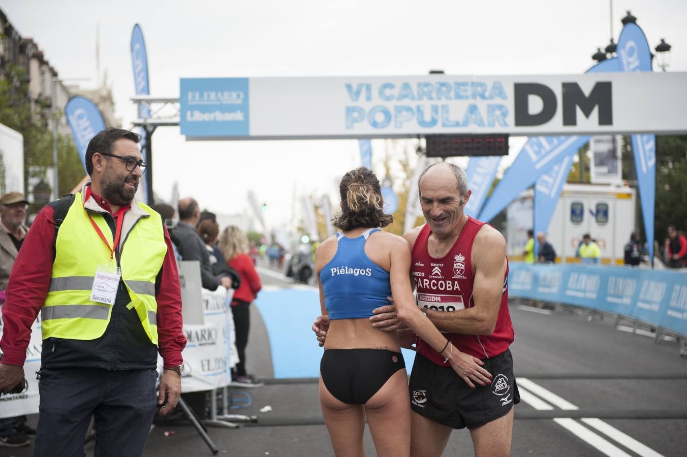 El atleta Workhen Fikre se ha proclamado campeón en 10 kilómetros y en categoría femenina Elena Moreno