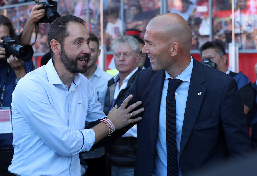 El Real Madrid visita Montilivi por primera vez en su historia ante un Girona que quiere hacerse fuerte en casa. Los blancos, quieren continuar con su buena racha a domicilio, y no perder la pista al Barcelona.
