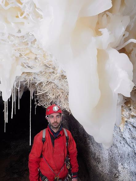 En las entrañas de las cuevas