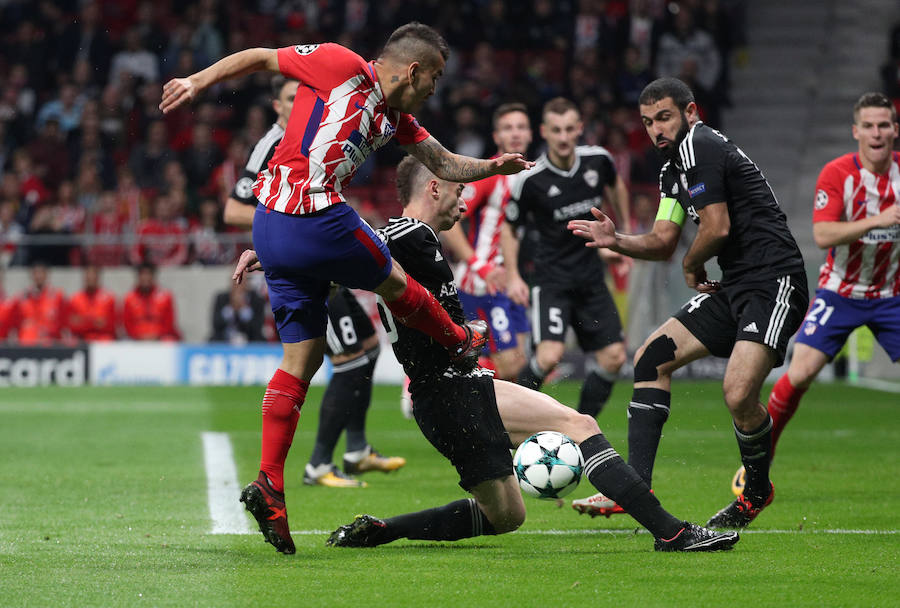 El Atlético de Madrid afronta su primera final del año ante el Qarabag en la Champions League. Al Atlético, con dos puntos, solamente le vale ganar para seguir teniendo opciones de clasificarse.